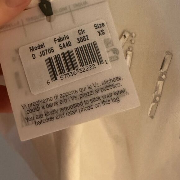 MOSCHINO - oversized tee with rhinestones - size XS ✨NWT✨ - Picture 9 of 15